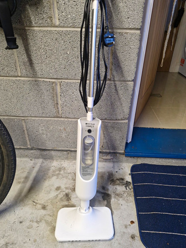 Day plus corded steam mop - corded,